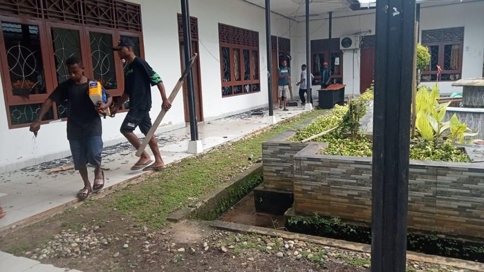 Kantor Bupati Boven Digoel Dirusak Massa, Polisi Sebut Situasi Mulai Kondusif